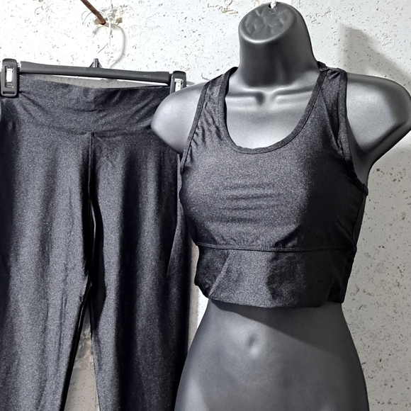 #062 Swank A Posh Cropped Athletic Set - Black - Picture 6 of 9